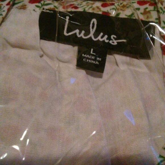 NWT Lulu's Love Grows Bodice Ruffled Floral Print Romper Size  Large - Picture 6 of 9